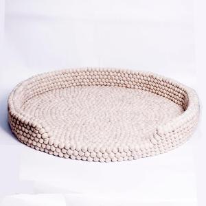 Casa acogedora para mascotas, cama para perros de fieltro de lana de Nueva Zelanda, hecha a mano por mujeres nepalesas, artesanos, patrón sólido, respetuoso con el medio ambiente - Product Image 6