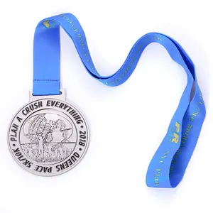 工場2021メダルシルバーフィニッシャーメタルエンボス加工5kランニングワールドランスポーツメダリオン