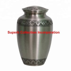 En Étain classique Urne Faits à la main Inde - Product Image 2