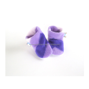FBA Manufacturer Winter New Arrival High Quality Organic Cotton Unisex Newborn Grey Fleece White Baby Booties 12-18 Month - Product Image 1