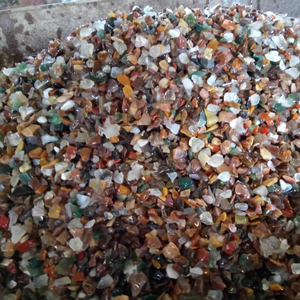 Gravier d'agate naturel multicolore décoratif fantaisie pour aquarium, mélange de pierres concassées, couleur unie, prix économique par tonne, extérieur - Product Image 1