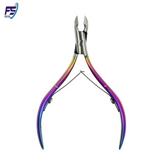 Coupe-ongles professionnel, pince à cuticules avec attrape et couteau à ongles, nettoyant à ongles, poignée confortable, manucure, soins de beauté - Product Image 4