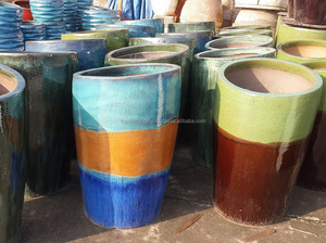 Jardinière en porcelaine - Product Image 2