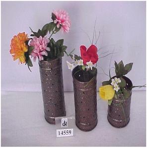Vase à fleurs moderne en aluminium de qualité supérieure pour la Saint-Valentin, décoration d'intérieur écologique - Product Image 1