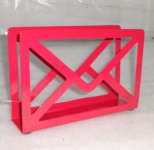 Porte-lettre décoratif en fer métallique, porte-courrier de bureau - Product Image 1