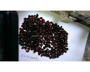 Piedra Preciosa Ovalada de Granate Rojo Oscuro de 5x7mm, Gema Natural Suelta de Alta Calidad, Facetada, para Joyería, Uso Elegante - Product Image 2