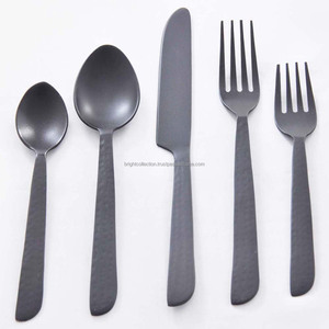 Juego de cubiertos chapado en oro martillado con mango Jockey Juego de cubiertos - Product Image 2