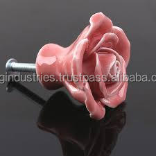 Perilla de cerámica decorativa pequeña de OMG Industries, perilla de ventana de puerta de cajón pintada a mano para cocina, dormitorio, baño, sala de estar - Product Image 4