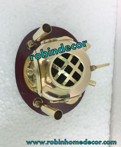 Casque et porte-stylo en laiton maritime antique Mini Sea Diver modèle en métal de style nautique poli pour la décoration de la maison ou le cadeau - Product Image 4