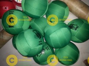 Dodgeball de taille personnalisée pour une performance optimale Options de couleurs personnalisées durables et éclatantes - Product Image 5