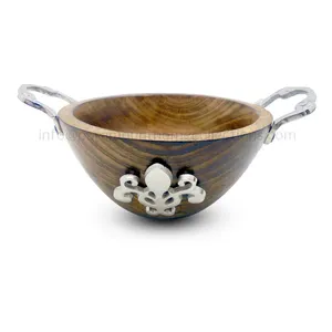 Cuenco redondo niquelado de madera de aluminio con asa para el hogar y hoteles Bandeja de mesa para servir alimentos hecha a mano personalizada - Product Image 1