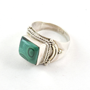 Anillos de boda hechos a medida, anillo de malaquita hecho a mano, fabricante verificado, anillo de malaquita verde para mujer - Product Image 4