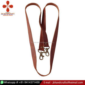 Bolso de Mano de Cuero para Mujer, Hecho a Mano en India, con Tela de Algodón Étnica - Product Image 3