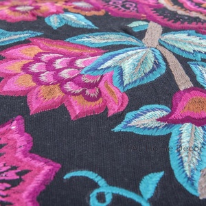 ปลอกหมอนอิงปักลายดอกไม้สีดำดีไซน์ล่าสุดปลอกหมอนคริสต์มาสตกแต่งดีไซน์เนอร์สำหรับตกแต่งบ้าน - Product Image 6