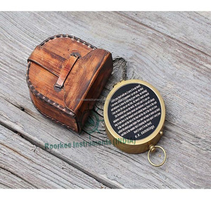 Boussole de poche en laiton avec étui en cuir fait main, légère, style nautique, pointeur de 3 pouces, outil de navigation pour la randonnée, le camping et les voyages - Product Image 3