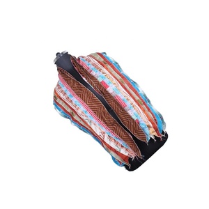 Écharpe vintage en soie Sari recyclé 10x70 Patchwork étole femmes accessoires multicolore SC011 Vintage soie Sari Patchwork indien - Product Image 1