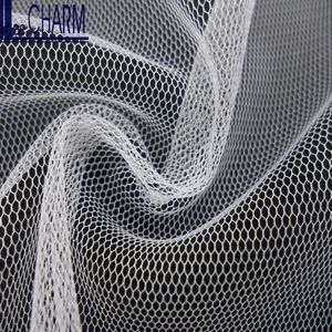 ผ้าโพลีเอสเตอร์100% ถักลายหกเหลี่ยม27gsm 40D LCSH506สิ่งทอสำหรับงานแต่งงานชุดบ้าน - Product Image 1