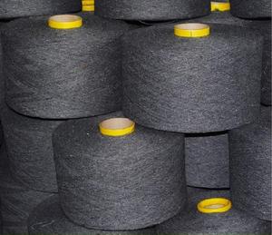 PolyCotton NE 6/1 recyclé certifié GRS, fil filé gris anthracite pour gants à tricoter - Product Image 1