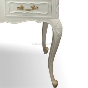 Coiffeuse de meuble français peint en blanc, coiffeuse de style indonésien - Product Image 5