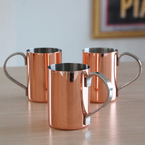 Gobelet cylindre brillant 1L 100% cuivre non martelé Moscow Mule fabricant indien métal pour tasses pour les fêtes - Product Image 4