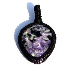 Charoite Cabochon Goutte Forme Macramé Cordon Wrap Pendentif - Product Image 2