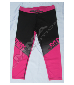 Disfraces de MMA para mujer Logotipo personalizable Compresión Capri Legging Tamaño Gimnasio Yoga Deportes Fitness Venta al por mayor - Product Image 1