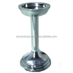 Soporte de vela antiguo europeo Soporte de vela de metal Metal de alta calidad Decorativo Estilo europeo Acabados antiguos - Product Image 3