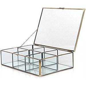 Coffret cadeau de bijoux de luxe en acier et verre en forme de coeur doré pour stocker et exposer des pièces précieuses - Product Image 6