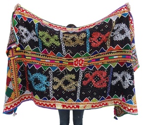 Venta al por mayor Vintage bordado lana rabari chal hecho a mano gitano kutchi BANJARA Manta - Product Image 2