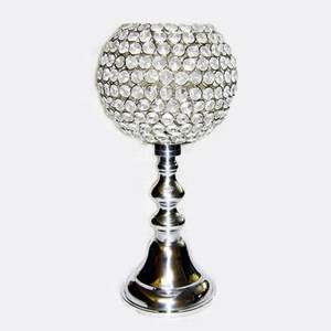 Centre de table de mariage en aluminium argenté et doré et cristal pour la décoration - Product Image 1