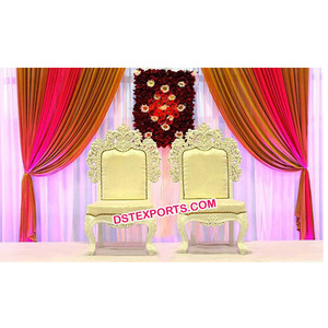 เก้าอี้แกะสลักด้วยมือสไตล์อินเดียสำหรับงานแต่งงานเฟอร์นิเจอร์ไม้สักแกะสลักด้วยมือสไตล์โมเดิร์นสำหรับงานแต่งงานฮินดู - Product Image 1