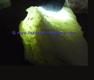 Ensemble de cristal brut vert en calite brute (moyen), 2013 - Product Image 3