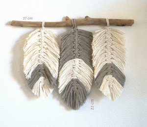 Décoration murale traditionnelle ethnique en macramé - Décoration d'intérieur en macramé - Décoration d'intérieur - Décoration bohème - Plumes bohèmes - Product Image 1