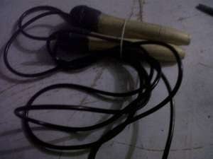 2021 vente chaude en gros personnalisé cuir de vache corde à sauter poignées en bois Fitness poignée réglable perte de poids corde à sauter - Product Image 4