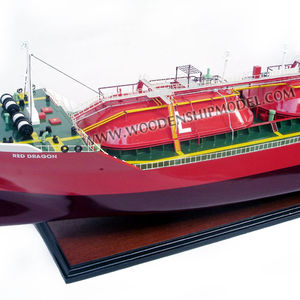 REDD DRAGGON Maquette de bateau en bois Fabriqué à la main GPL Tanker Nouveauté Cadeau - Product Image 1