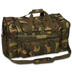 Bolsas de lona Camo-Accesorios de viaje elegantes y prácticos - Product Image 1