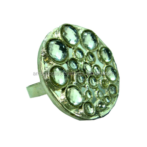 Rond de serviette en métal gaufré de style fantaisie Rond de serviette à bas prix plaqué argent pour la décoration de table utilise un rond de serviette - Product Image 3