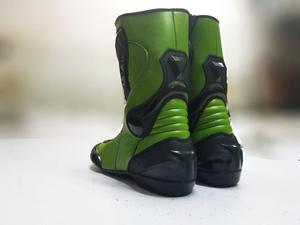 Las mejores botas de moto de carreras de cuero genuino Zapatos de carreras de motos protectoras para montar y competir - Product Image 3