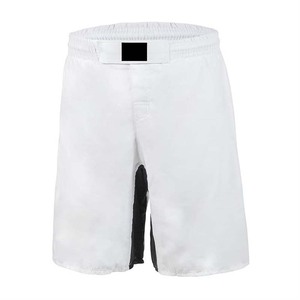 Pantalones cortos MMA de alta calidad, 100% poliéster con logotipos de tu marca - Product Image 6