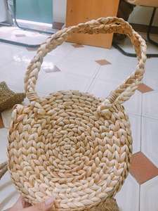 Sac fourre-tout en jonc de mer tissé de luxe vintage Motif rond Sac à main Fermeture éclair Laine Doublure PVC Cadeau de voyage Style naturel Fermeture à bouton - Product Image 2