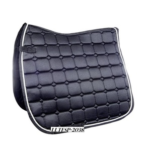 Almohadilla de sillín inglesa de caballo de tela satinada Premium más vendida, estilo de doma, espuma de salto rellena, forro de polialgodón, proveedor indio - Product Image 1