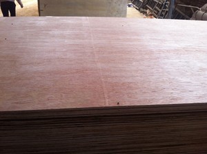 Contrachapado comercial de Vietnam que cumple con los estándares de emisión de formaldehído E2 - Product Image 3