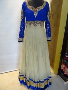 Salwar kameez solo para mujer - Product Image 4