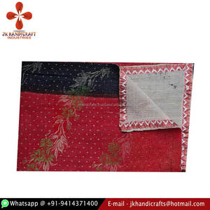 Edredones Reversibles de Algodón Sari Hechos a Mano en Colores Brillantes para Uso Hotelero-Mejora del Hogar Precio Al por Mayor - Product Image 3