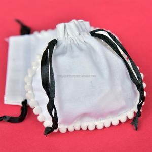 Logo personnalisé du fabricant indien cordon petit coton fait à la main faveur de mariage sac cadeau pour petits bijoux conteneurs en gros - Product Image 1