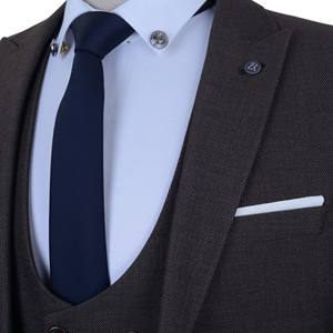 ขายส่งชุดสูทสีกากีผู้ชาย 3 ชิ้นแบบกําหนดเองหรูหราสลิมฟิตสําหรับผู้ชาย - Product Image 2
