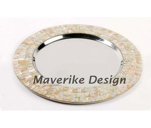 Assiette de présentation en métal avec bordure en nacre polie argent pour la maison et le mariage Vaisselle et assiettes - Product Image 3