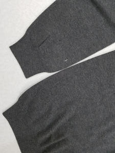 Suéter Clásico de Marca para Hombre con Cuello en V, Tallas S-XL, Moda Casual para Adultos, Temporada de Invierno, Hecho a Mano en Bangladesh - Product Image 2