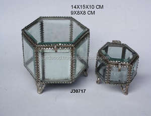 กล่องแก้วใส่เครื่องประดับทรงหกเหลี่ยมพร้อมอุปกรณ์ทองเหลืองขัดเงาสำหรับผู้หญิงและเด็กผู้หญิงสินค้าออกใหม่ - Product Image 3