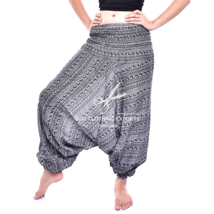 Despojado impreso bajo de pantalones y pantalones mono estilo bohemio - Product Image 2